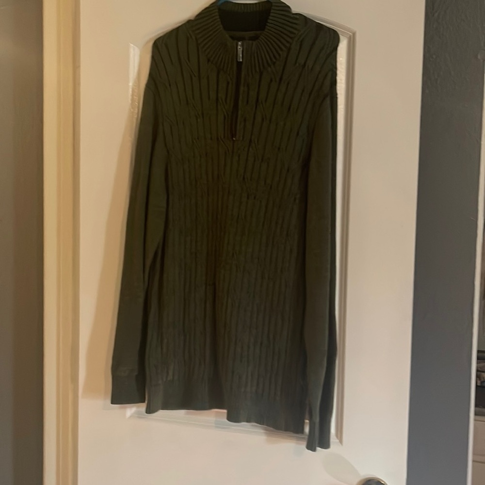 Tommy Bahama Sweater New no tags size XL